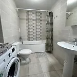 посуточно одеса, жк артвиль, аквапарк Apartman Odessza
